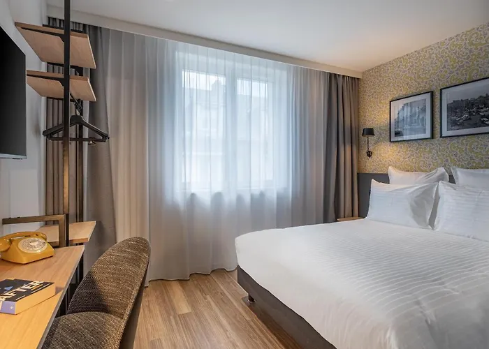 Ferdinand Hotel Tours